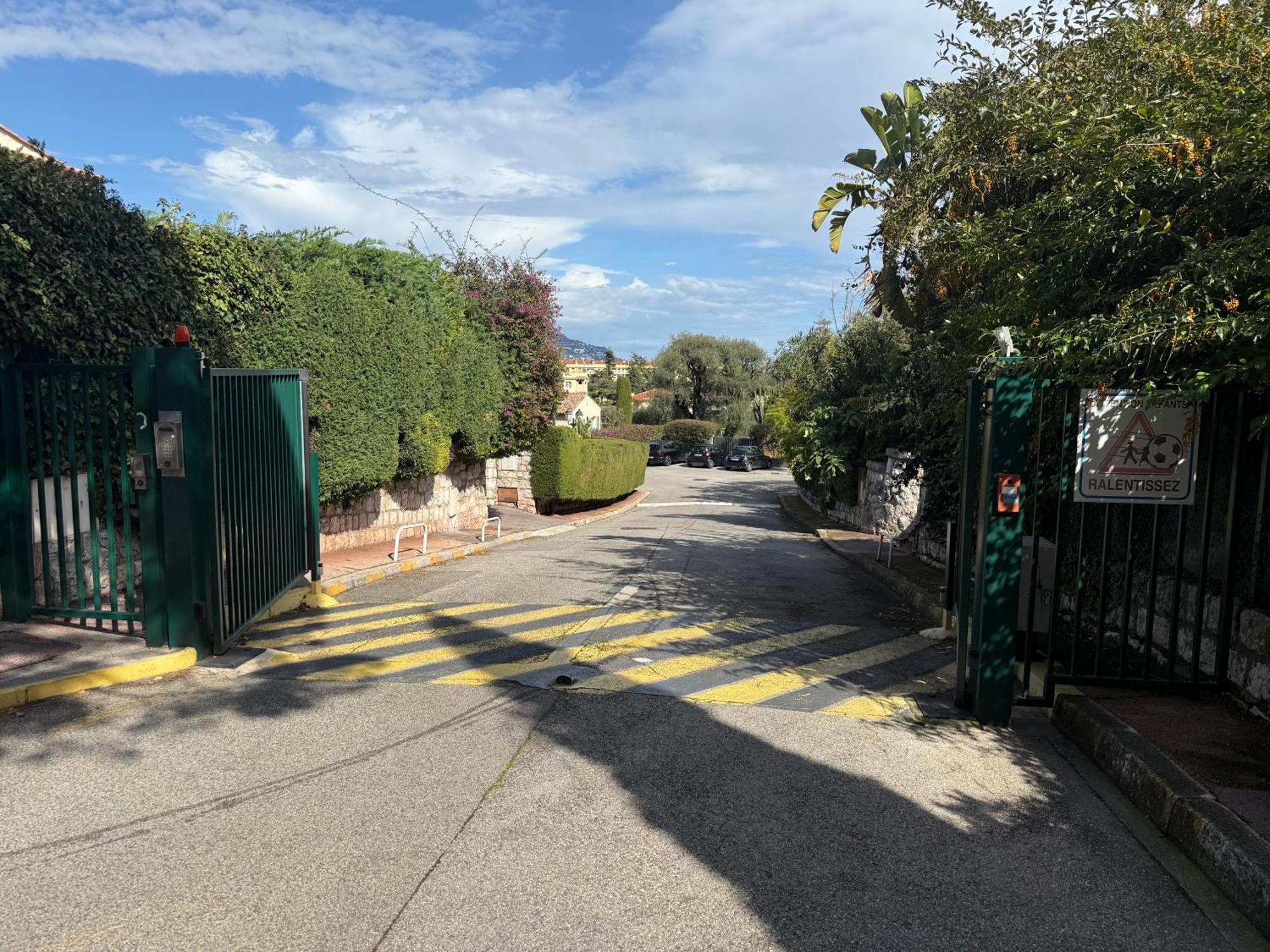 Studio Calme A Deux Pas De La Mer Avec Jardin Et Parking Prive Beaulieu-sur-Mer Zewnętrze zdjęcie